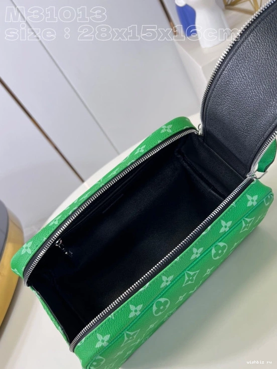 WIS VUITTON DOPP -28*15*16.5CM KIT LOUIS 0821